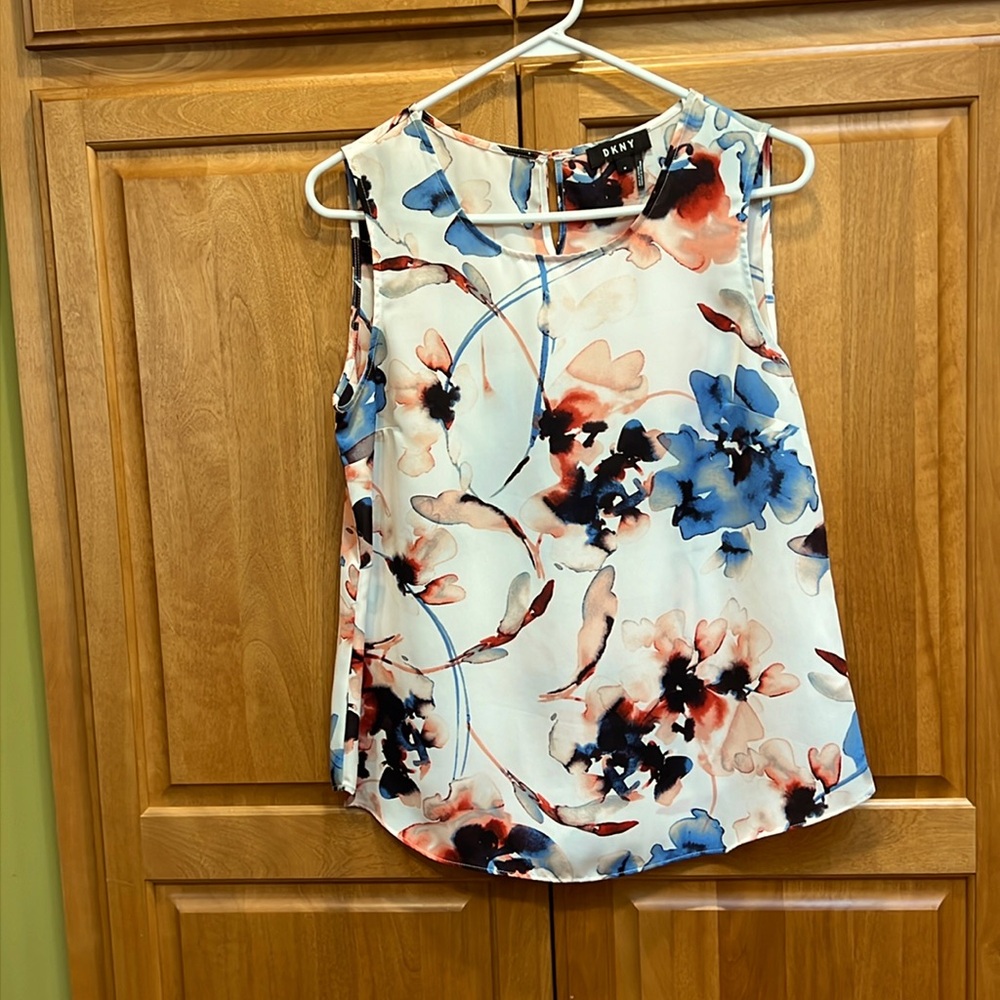 DKNY floral top in size medium.